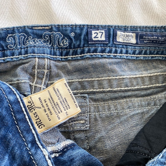 Miss Me 27 - Picture 4 of 4